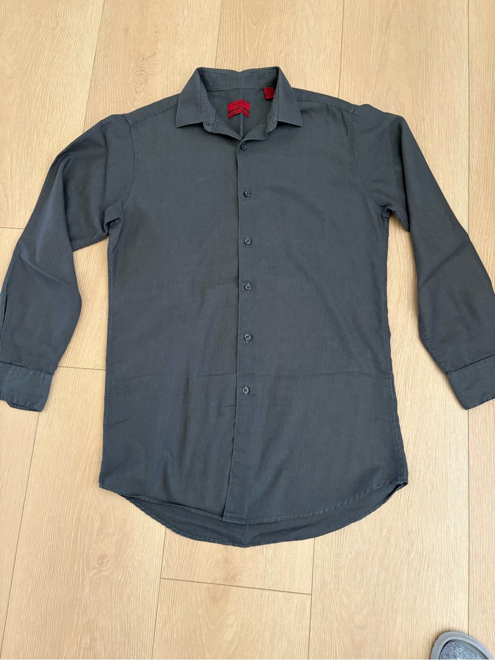 Alfani Men's Dark Gray Long-Sleeve Button-Up Shirt